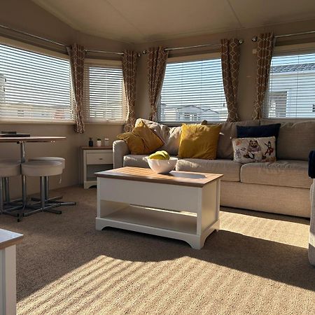 J&D By The Sea Hotell Heysham Eksteriør bilde
